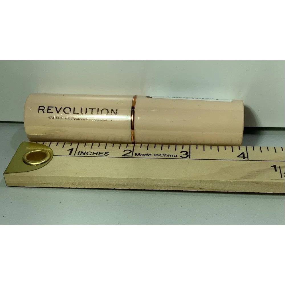 Makeup‎ Revolution Beauty Fast Base Stick Foundation, F8